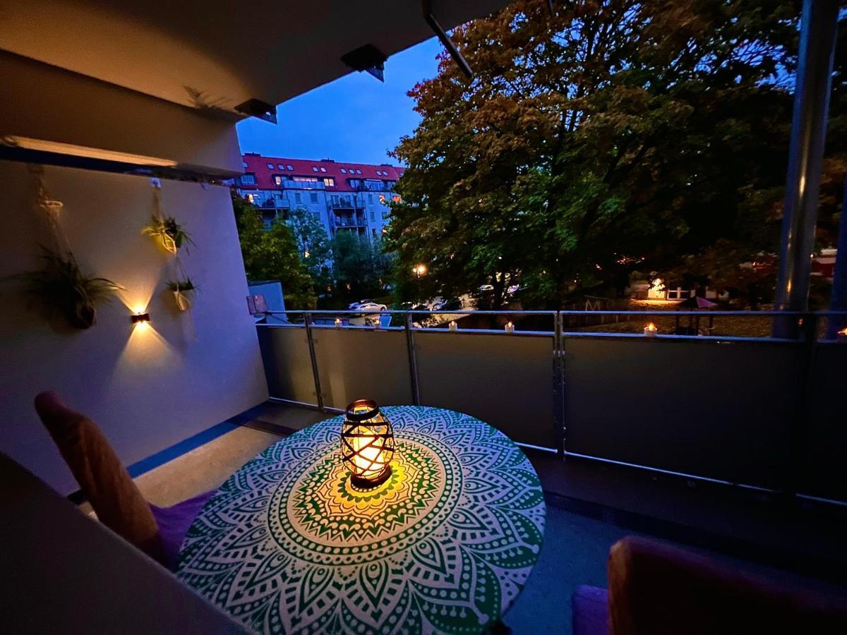 Stylish, Cozy & Quiet With One And Half In District 1 Appartement Düsseldorf